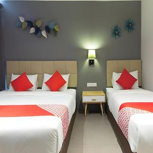 Superior King Suite